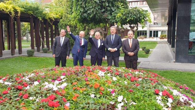 Başkanlar, Büyükşehir’de haftaya istişare ile başladı