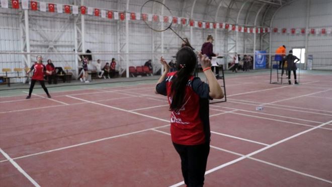 Badminton Analig seçmeleri başladı