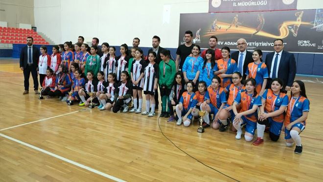 Okul Sporları Futsal Müsabakaları sona erdi
