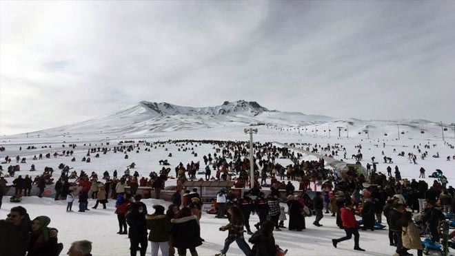Erciyes’e 2 milyon ziyaretçi
