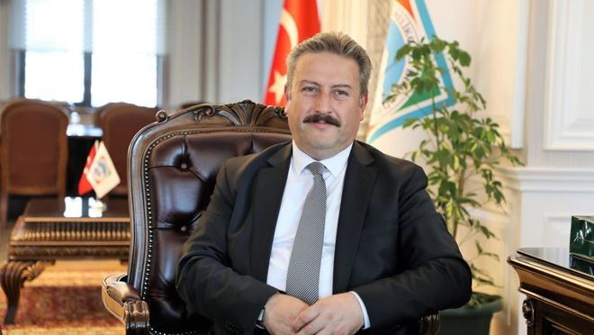Başkan Palancıoğlu YKS'ye girecek öğrencilere başarılar diledi