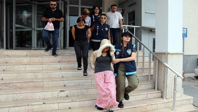 90 bin liralık soygun yapan 3 kadın kıskıvrak yakalandı