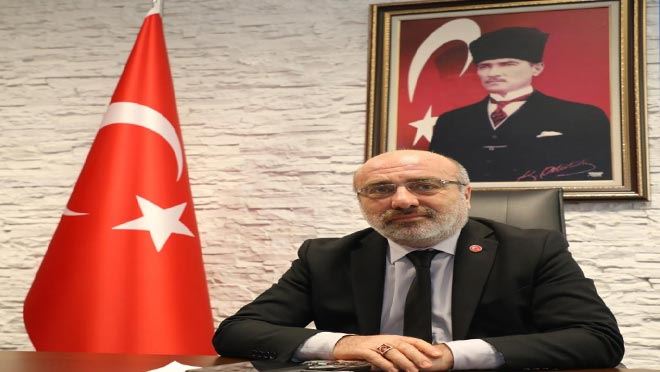 Rektör Karamustafa: “Türk milleti, tarih boyunca düşmanlarına gereken dersi vermiştir”