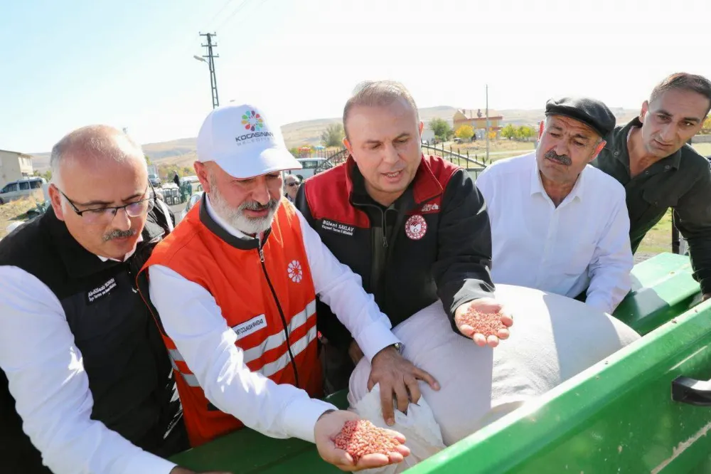 Başkan Çolakbayrakdar: “Türkiye Yüzyılı’nda çiftçilerimizi geleceğe taşıyacak projeler üretiyoruz”