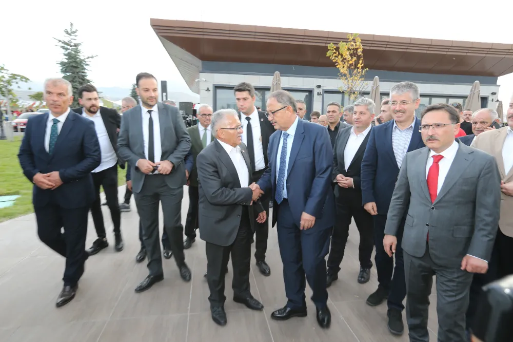 Bakan Özhaseki ve Başkan Büyükkılıç , Kayseri Gastronomi Günleri