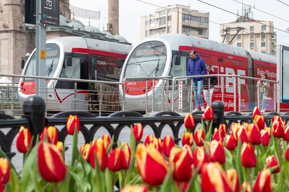Kayseri Büyükşehir Belediyesi 4,5 yılda 522 milyon yolcuya hizmet verdi