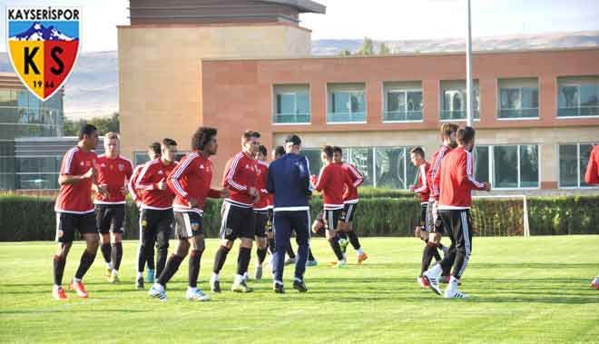 KAYSERİSPOR´DA DURMAK YOK