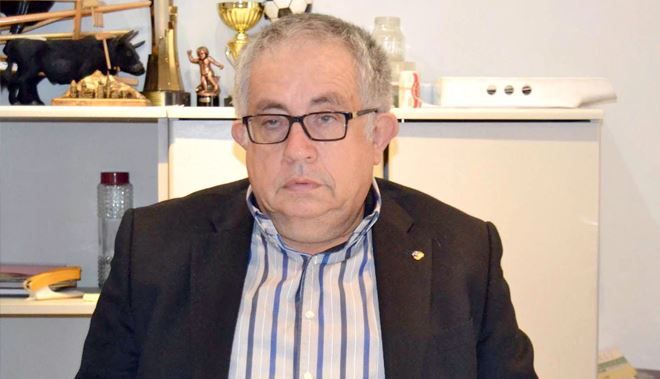 ÜNLÜ, DÜNYA SAĞLIK ÖRGÜTÜ´NE ATEŞ PÜSKÜRDÜ: