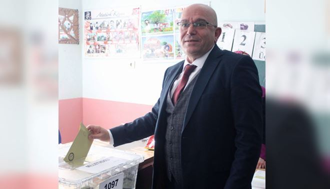 ELİTAŞ VE ÖZDEN´DE SANDIK BAŞINA GİTTİ