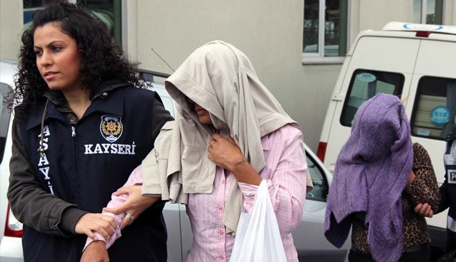 YARDIM ETMEK İÇİN DURDU 1050 TL´DEN OLDU