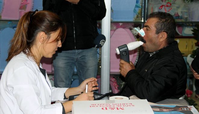 ERÜ´DE VATANDAŞLARA ÜCRETSİZ KOAH TESTİ YAPILDI