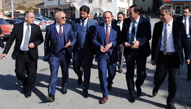 AK PARTİLİ VEKİLLERDEN TEŞEKKÜR ZİYARETİ