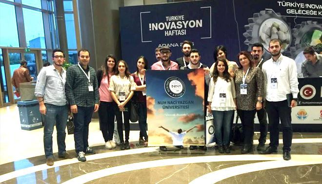 NNY ÜNİVERSİTESİ ÖĞRENCİLERİ