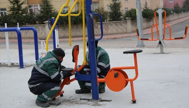 KOCASİNAN´DAN SPOR ALETLERİNE