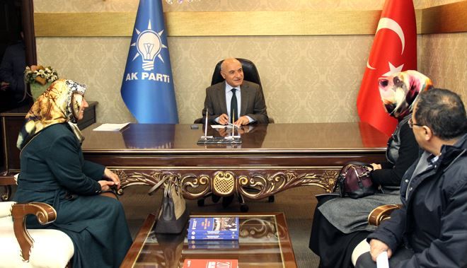 AK PARTİ´DE NÖBETÇİ VEKİL UYGULAMASI