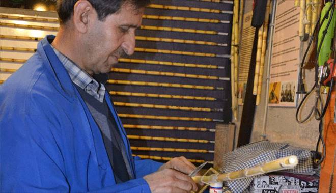 NEY SANATI İLE UĞRAŞAN SEYFİ GÜNAY