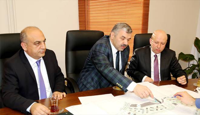 BAŞKANLAR   BİR ARAYA GELİP