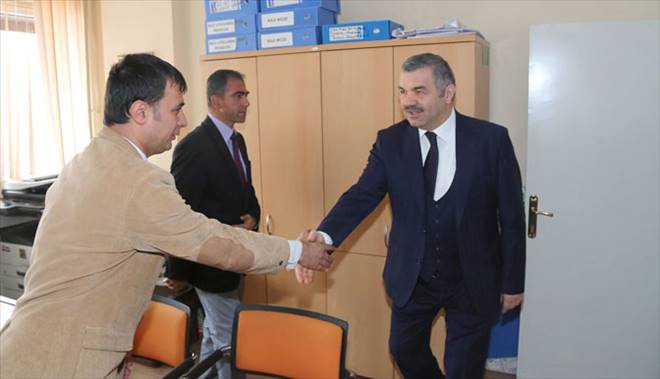 Başkan Çelik`ten Personelle Tanışma Turu