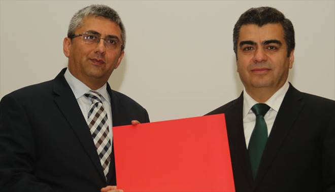 VALİ DÜZGÜN SERTİFİKA TÖRENİNE KATILDI