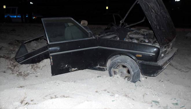 İKİYE BÖLÜNEN OTOMOBİLDEN 