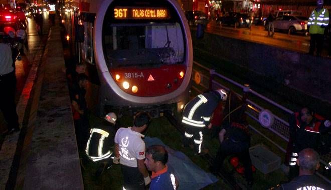 TRAMVAY KAZA YAPTI