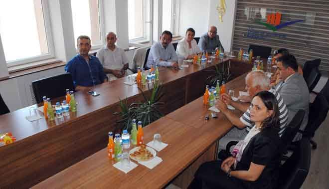 AK PARTİ MİLLETVEKİLLERİNE