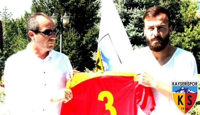 KAYSERİSPOR´UN TRANSFERLERİ GÖZ KAMAŞTIRIYOR