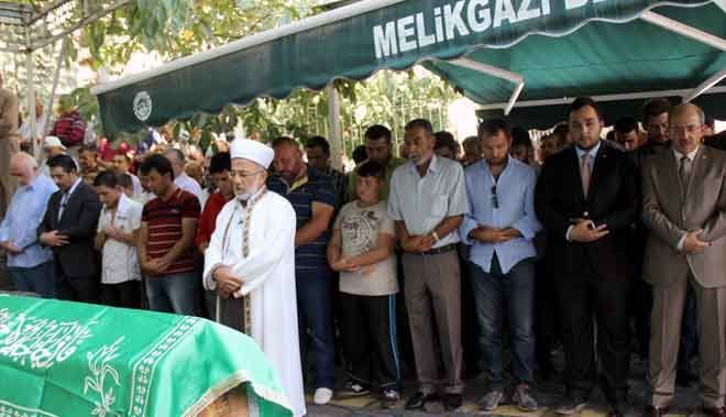 AK PARTİ İL GENÇLİK KOLLARI BAŞKANI KÜRTÜNCÜ