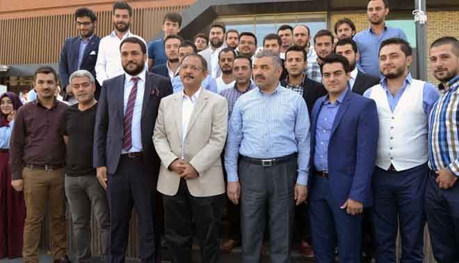 AK PARTİ GENEL BAŞKAN YARDIMCISI MEHMET ÖZHASEKİ: