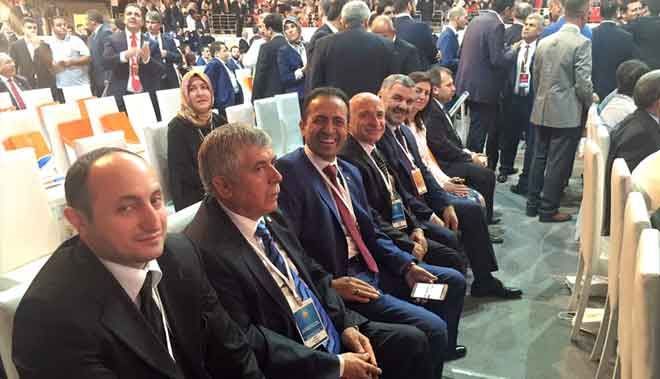 AK PARTİ ADAYLARINI KAMUOYUNA TANITTI