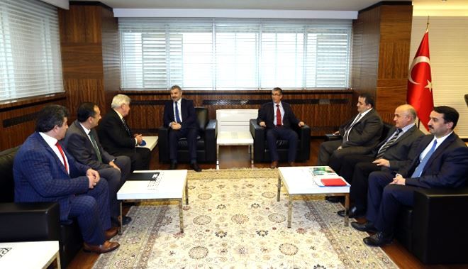 OTOBÜSÇÜLERDEN BAŞKAN ÇELİK´E ZAM TALEBİ