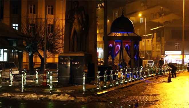 YENİ IŞIKLANDIRMA BÜNYAN´A RENK KATTI