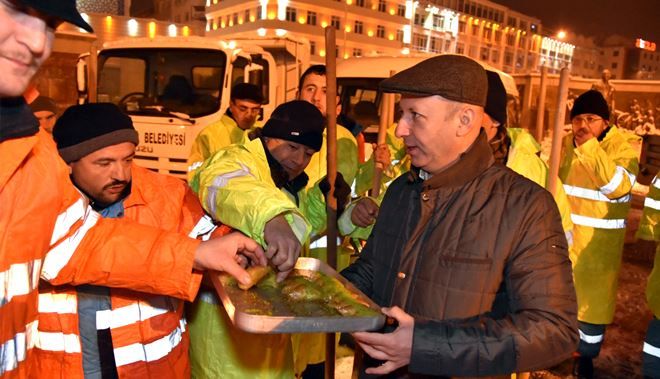 KOCASİNAN VE KAR DURMUYOR