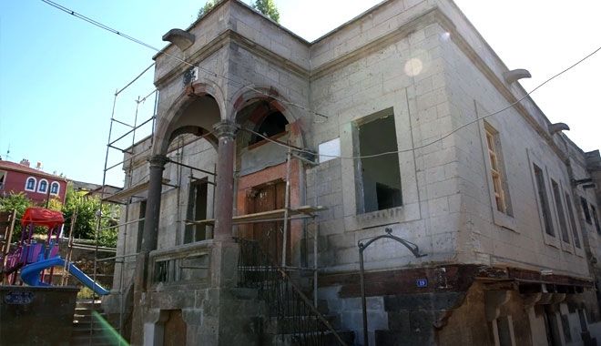 MELİKGAZİ BELEDİYESİNİN İKİ PROJESİ