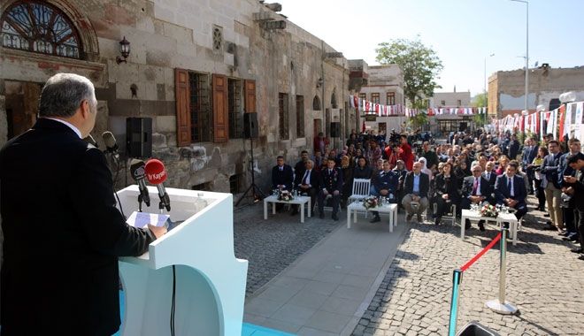 BÜYÜKŞEHİR BELEDİYESİ KONSERVATUVARI´NIN SETENÖNÜ ŞUBESİ