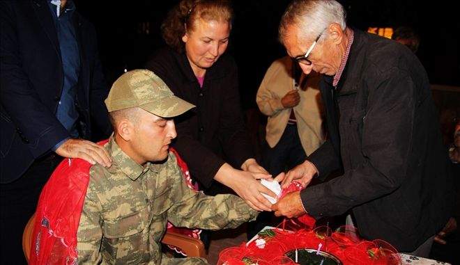 Askere gidemeyen engelli gence,