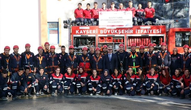 KAYSERİ İTFAİYESİ HER GÖREVE HAZIR