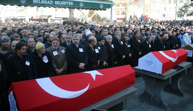 ŞEHİT ANNESİ YETER İKE