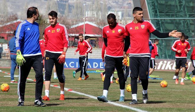 KAYSERİSPOR´DA BERABERLİK ÜZÜNTÜSÜ