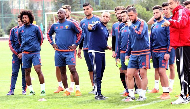 KAYSERİ´DE RİZE MESAİSİ TAM GAZ