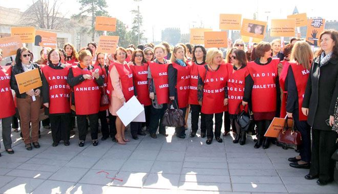 8 MART KADINLAR GÜNÜ´NDE