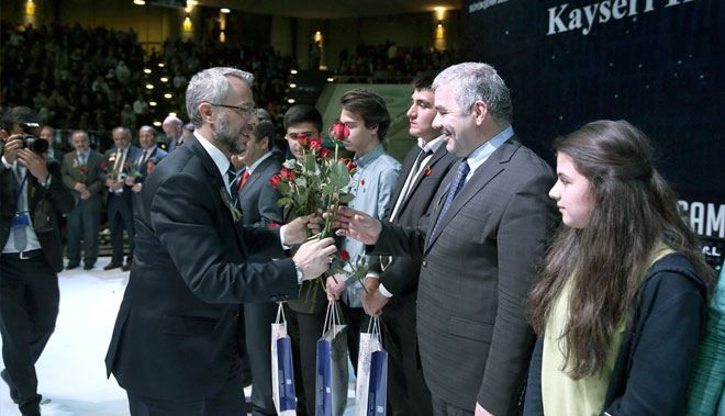 KUTLU DOĞUM´DA GÖRKEMLİ GECE