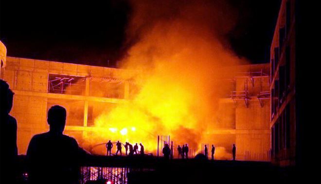 BÖLGE HASTANESİ İNŞAATINDA YANGIN