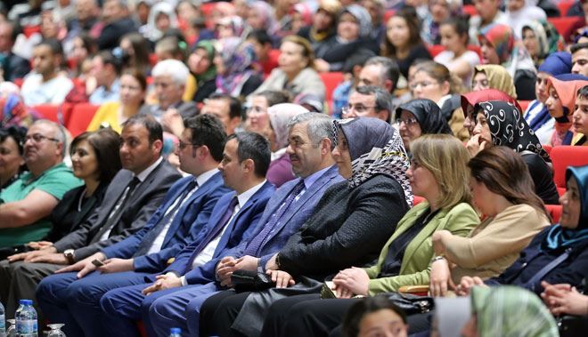 BÜYÜKŞEHİR İLE MANAYA YOLCULUK SÜRÜYOR