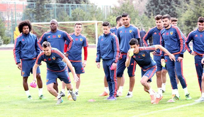 ANTALYASPOR HAZIRLIĞI SÜRÜYOR