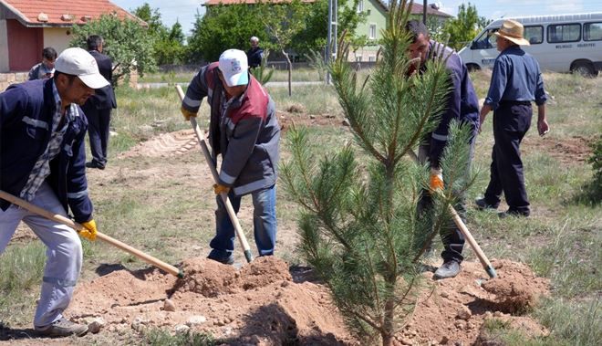 GESİ´Lİ HAMDİ AKDOĞAN´IN ANISINA