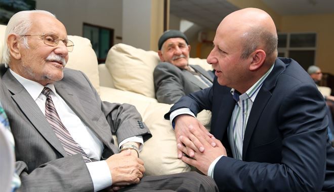 BAŞKAN ÇOLAKBAYRAKDAR