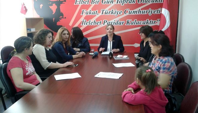 CHP´Lİ KADINLARDAN BOŞANMA KOMİSYONUNA TEPKİ!