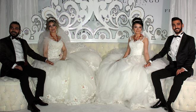 İŞADAMI SİNAN YAVUZ ÇİFTE MUTLULUGU BİRDEN YAŞADI