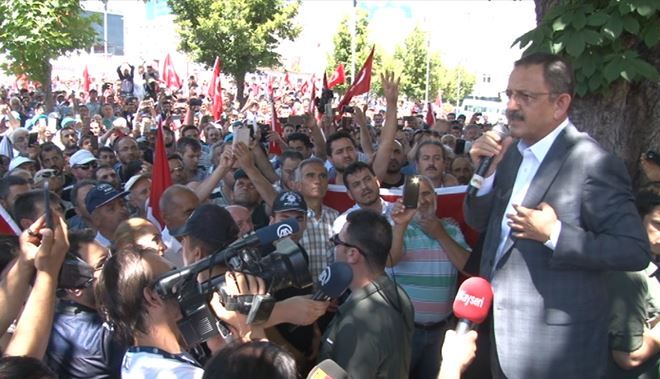 ÇEVRE VE ŞEHİRCİLİK BAKANI ÖZHASEKİ: